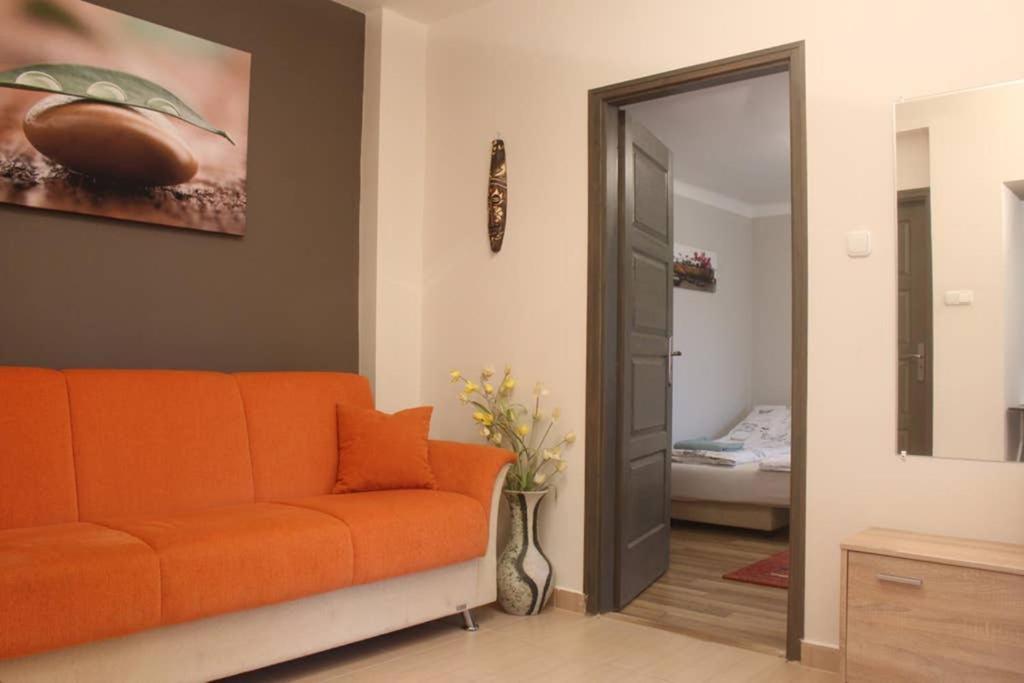 Green Garden Apartment Ingyenes Zart Parkoloval Szeged Exterior photo